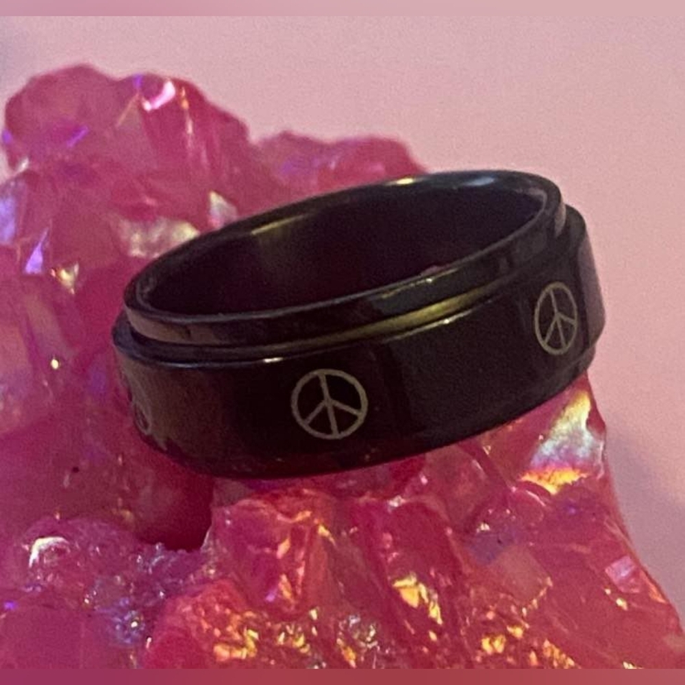 Spinner Peace Sign Costume Ring #6132